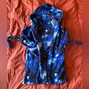 Galaxy Print Cozy Fleece Hooded Bath Robe - Kids 6